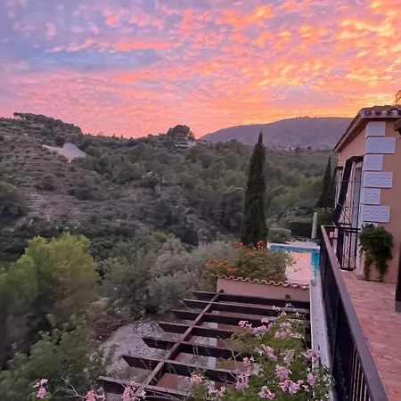 Casa Capelletes - Mediterranean Mountain Villa *